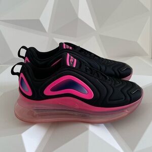 Nike Women's Black and Pink Air Max Sneakers